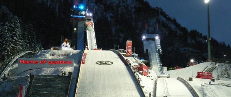 Nedělní závod v Oberstdorfu zrušen, skokané dostanou šanci v pondělí