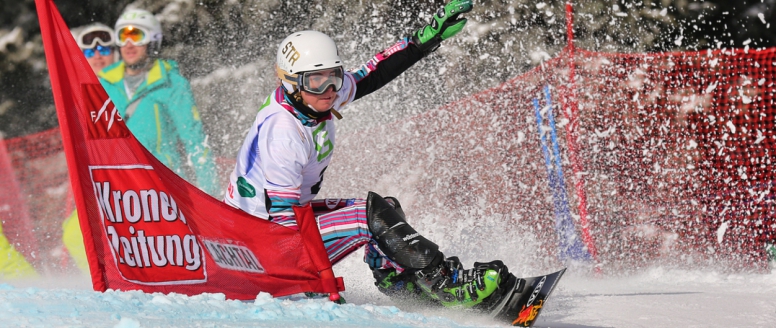 Světová šampionka Ledecká si připsala další úspěchy, v Japonsku byla třetí v paralelním obřím slalomu