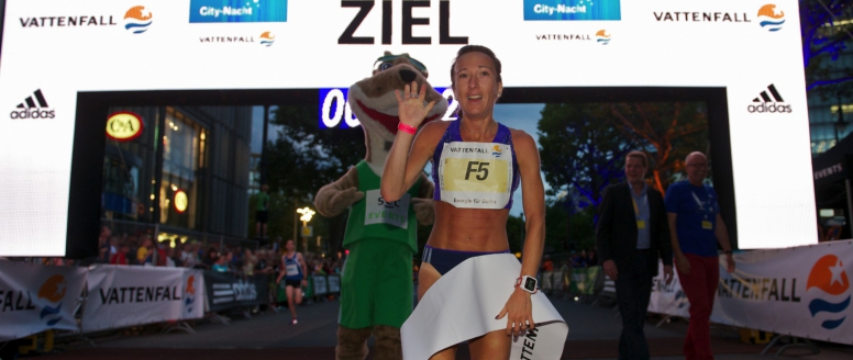 Evě Vrabcové Nývltové to běhá i v létě, zlepšila si osobní rekordy