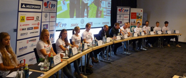 Tisková konference Úseku běžeckých disciplín proběhla za velkého zájmu médií