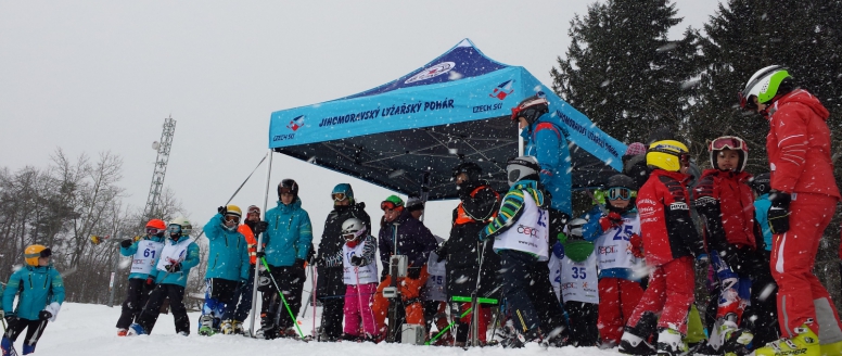 Jihomoravský lyžařský pohár 2015-2016 obří slalom Olešnice
