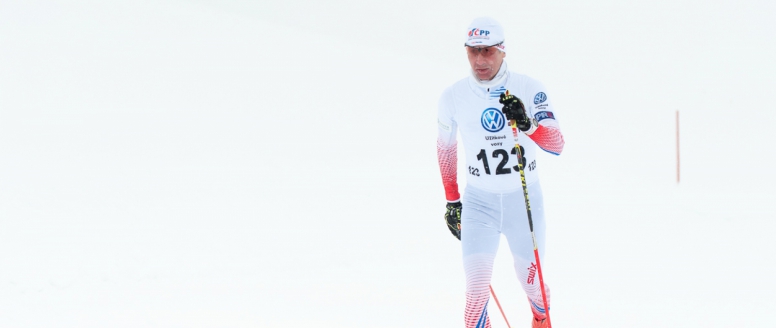 Lukáš Bauer se postaral o první české body sezony SP. Kateřina Smutná vyhrála prolog Ski Classics