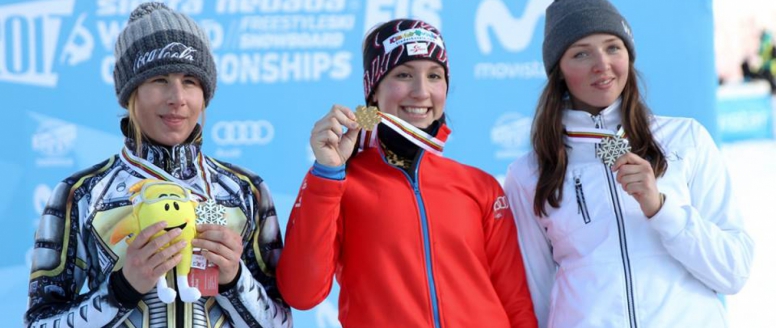 Stříbro! Ester Ledecká na MS vybojovala medaili v paralelním slalomu