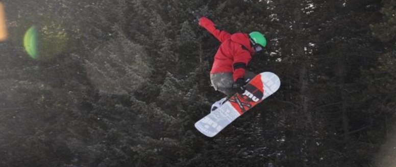 Vysokoškolský sportovní klub FTVS Praha pořádá doškolení kvalifikací lyžování a snowboardingu