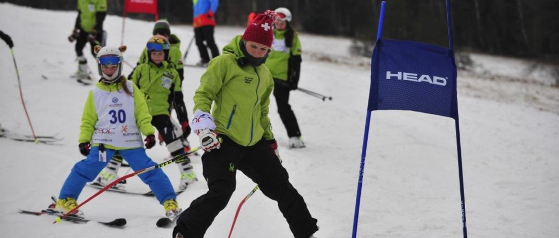 Jihomoravský lyžařský pohár - SKI KLUB JUNIOR BRNO Vás zve na veřejný závod v obřím slalomu