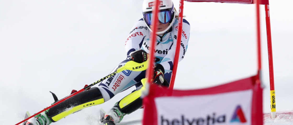 SP Sv. Mořic: Dubovská v paralelním slalomu 26., Capová se vážně zranila