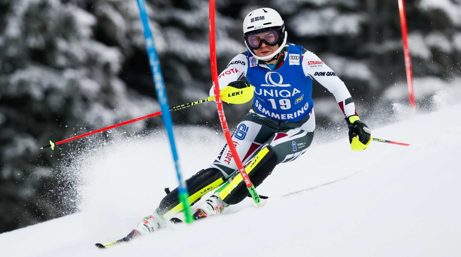 Martina Dubovská v druhém slalomu EP v Zell am See opět 6. a Jan Zabystřan boduje na EP ve sjezdu 25. místem