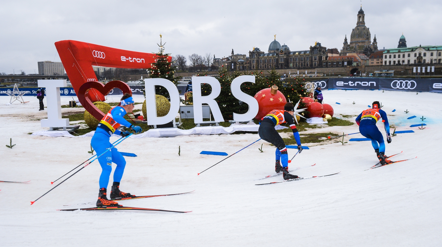 Čeští běžci na lyžích při team sprintu v Drážďanech na postup do finále nedosáhli