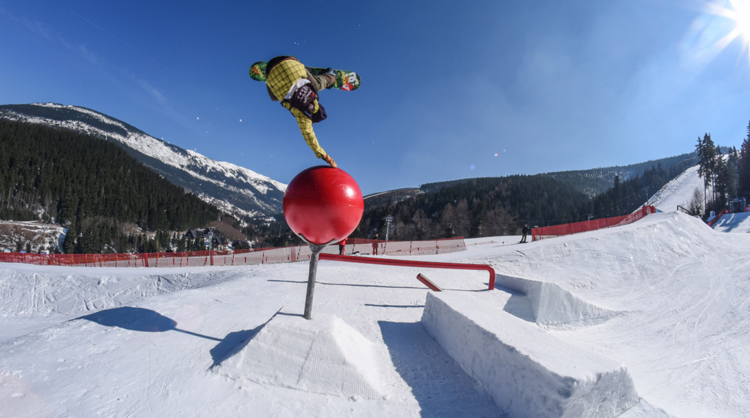 Snowboardová elita zpět v Česku! Špindlerův Mlýn 18. a 19. 3. přivítá Světový pohár ve slopestylu
