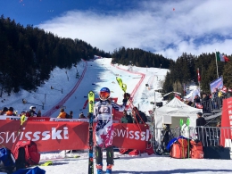 Tereza Kmochová v cíli alpské kombinace na SP v Crans Montaně