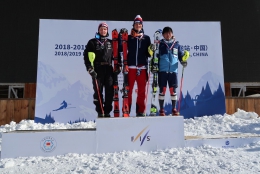 Stupně vítězů ve slalomu FEC v Číně: 1. Zabystřan, 2. Berndt (oba ČR), 3. Koyama (JPN)