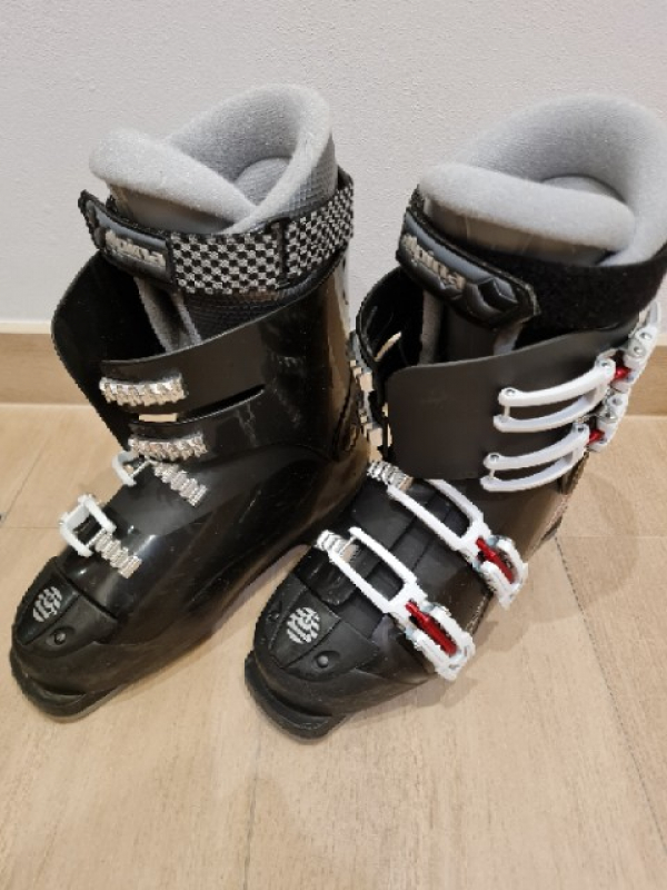 Lyžařské boty Alpina vel. 41