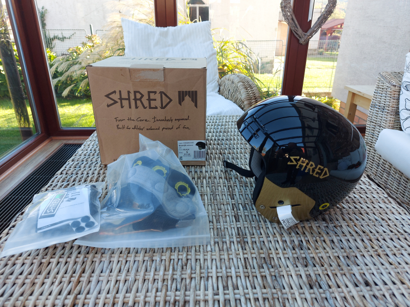 Lyžařská helma Shred Basher Noshock LG - vel S - FIS