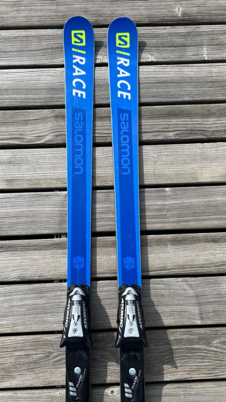 Salomon GS FIS 193cm, závodní obřáková lyže