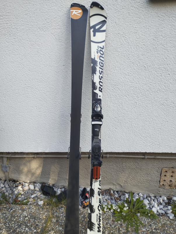 FIS slalomky 155cm