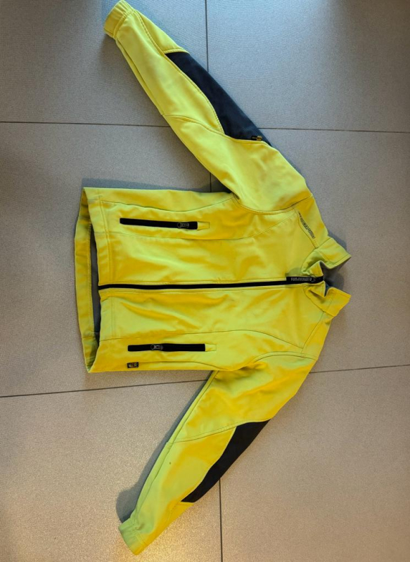 Prodam softshell Energiapura vel 12