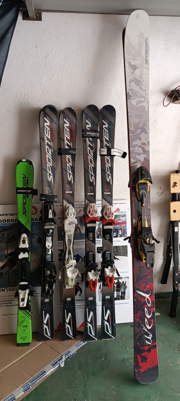 Dětské závodní GS 142cm - 40%hran