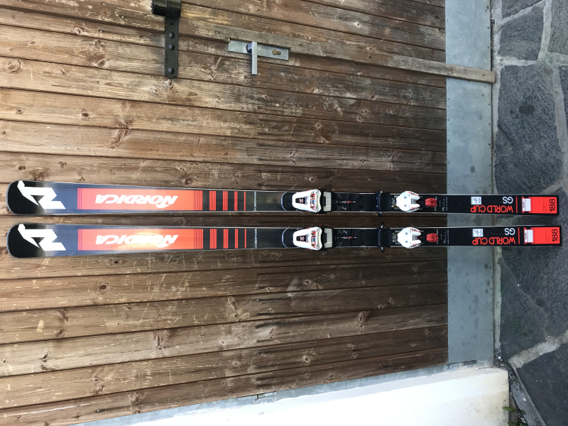 FIS obřačky Nordica GS Dobermann WC 188/30m, Marker X Cell l18, piston