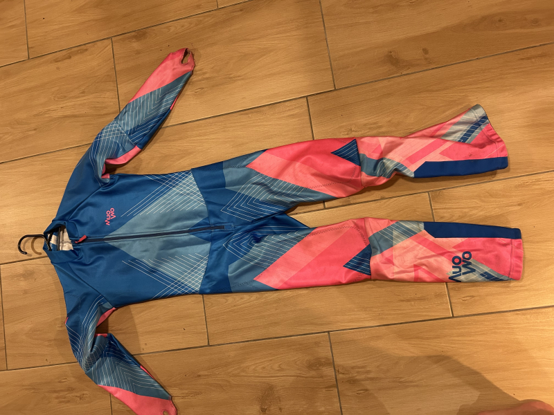 Kombinéza a kraťasy 152