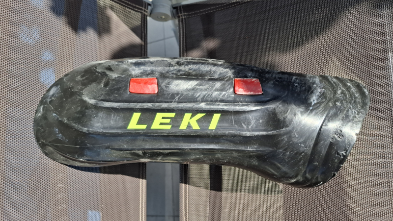 1 kus Leki Shin guard