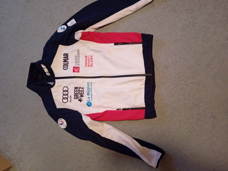 Prodám bundu i windstopperku