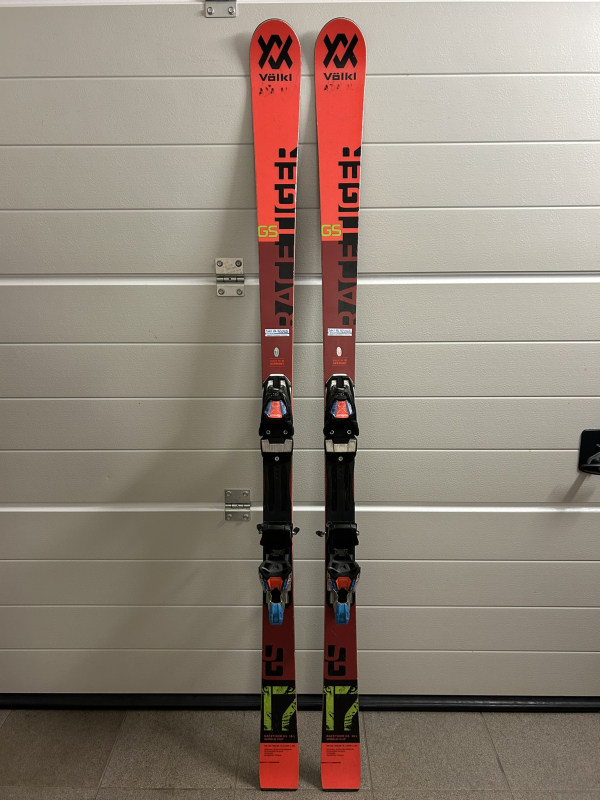 Volkl Racetiger GS 161