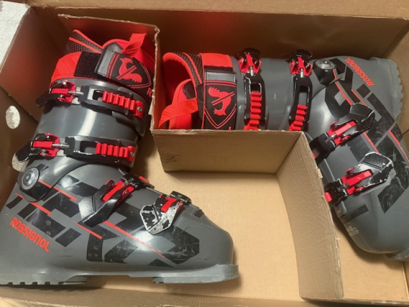 Lyžařské boty Rossignol