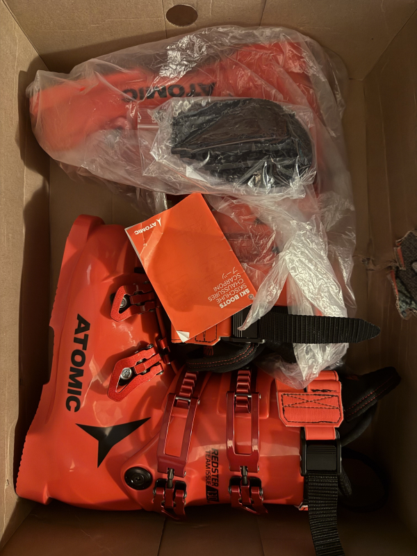 Nové Redster TI 130 26/26.5 + podložky