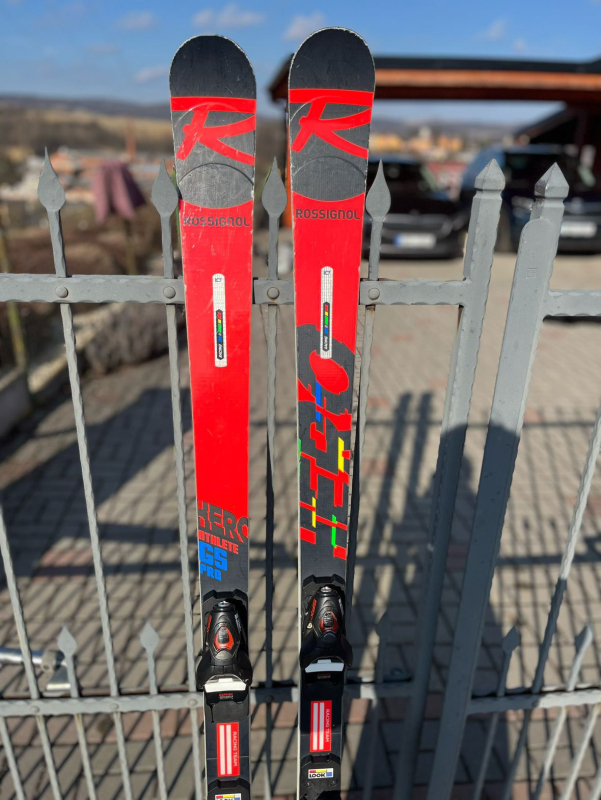 Lyže GS Rossignol