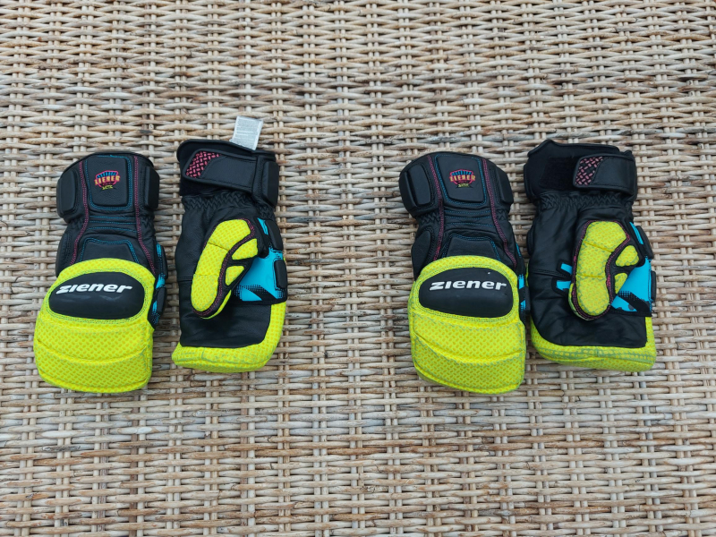 Lyžařské rukavice Ziener Gatoro PR Mitten -vel 8,5 a 9,0