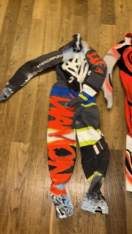 Lyžařská kombinéza Energiapura cca 14 let