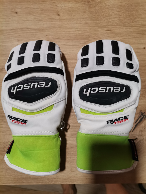 Závodní rukavice Reusch