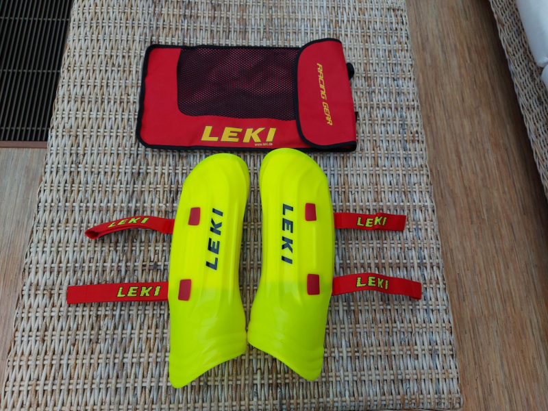 Chránič holeně Leki Shin Guard Worldcup PRO - 40cm