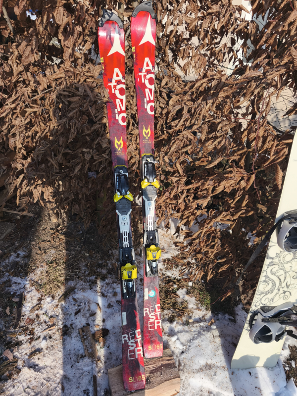 Marcel Hirscher Atomic SL 165 pěkný stav