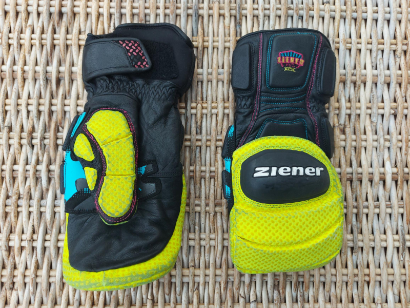 Lyžařské rukavice Ziener Gatoro PR Mitten -vel 9,0