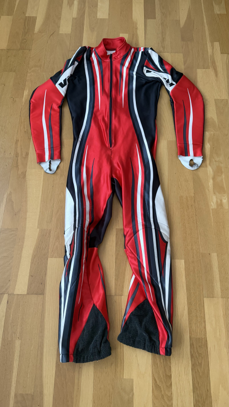 Prodám závodní kombinézu Völkl