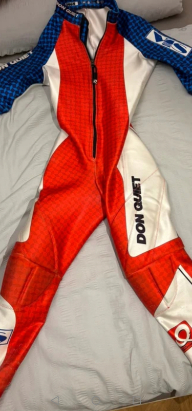 Závodní kombinéza Don Quiet