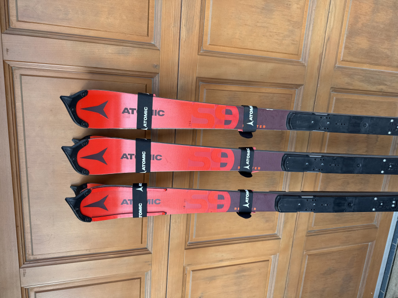 Lyže Atomic Redster S9 165cm FIS + vázání ICON 12/16