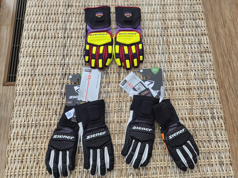 Lyžařské rukavice Ziener Speed glove - 7,0 a 9,5