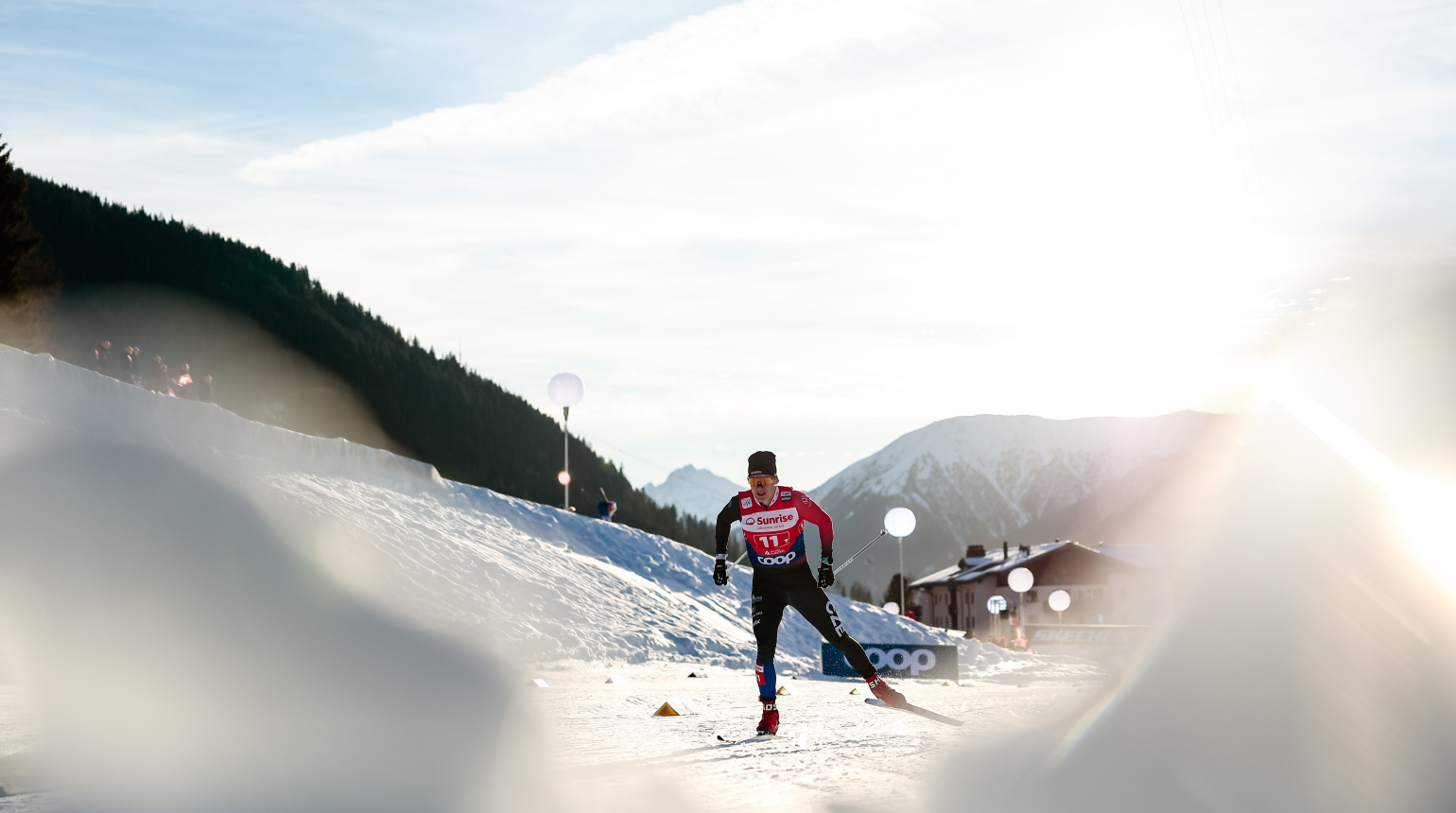 Tuž s Novákem společnými silami urvali ve sprintu elitní desítku, finále jely i Jaklová s Beranovou