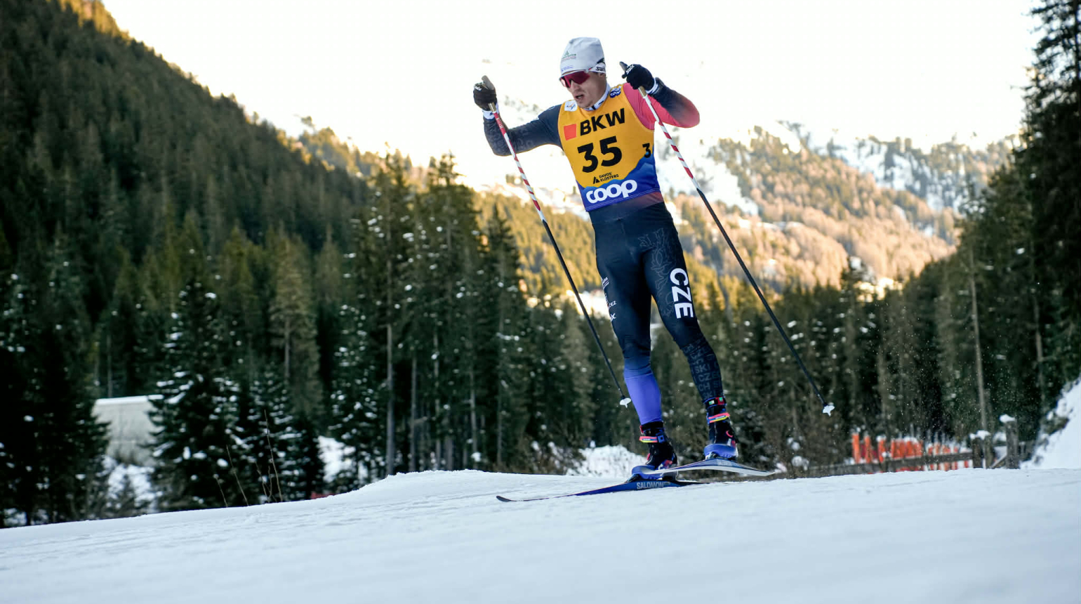 Novák se v Davosu vešel do elitní dvacítky, Janatová skončila těsně za ní