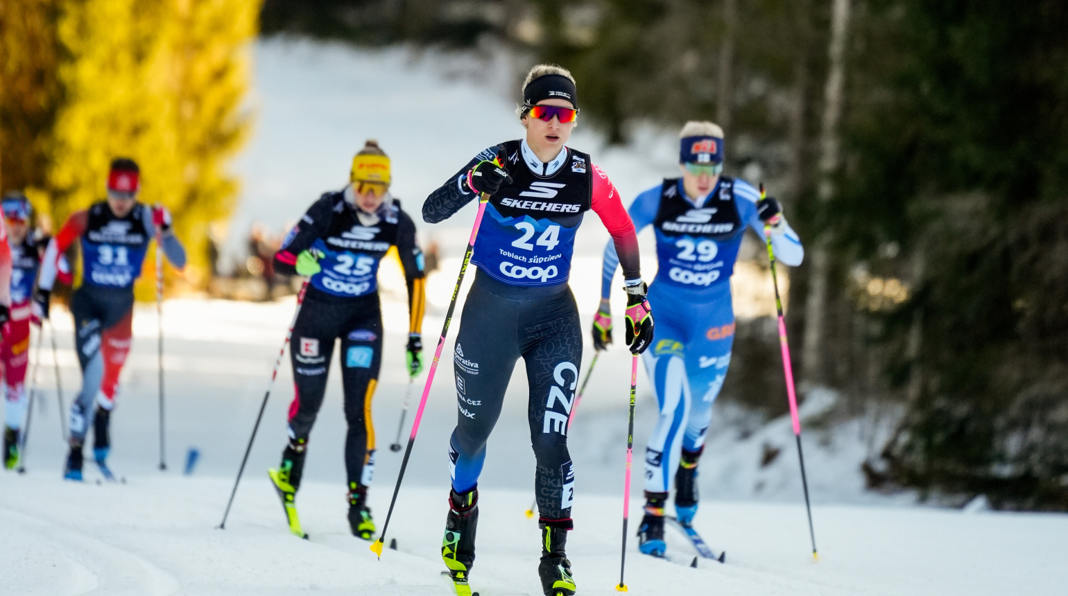 Tour de Ski: Janatová dojela ve stíhačce ve třetí desítce, polepšil si i Novák