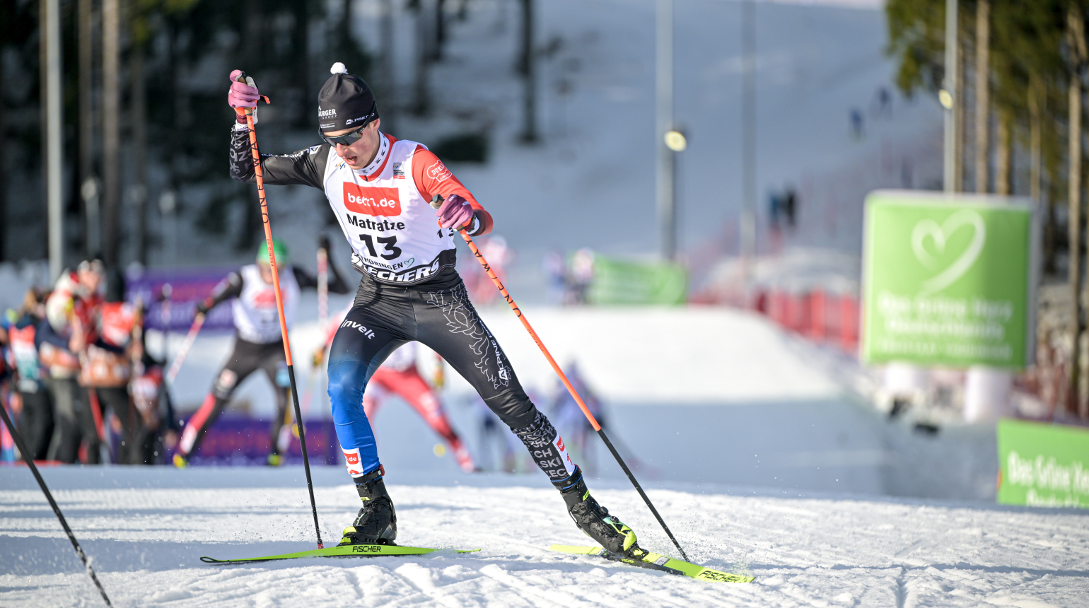 Konvalinka se v Oberhofu vrátil na body. V compactu skončil těsně za třicítkou
