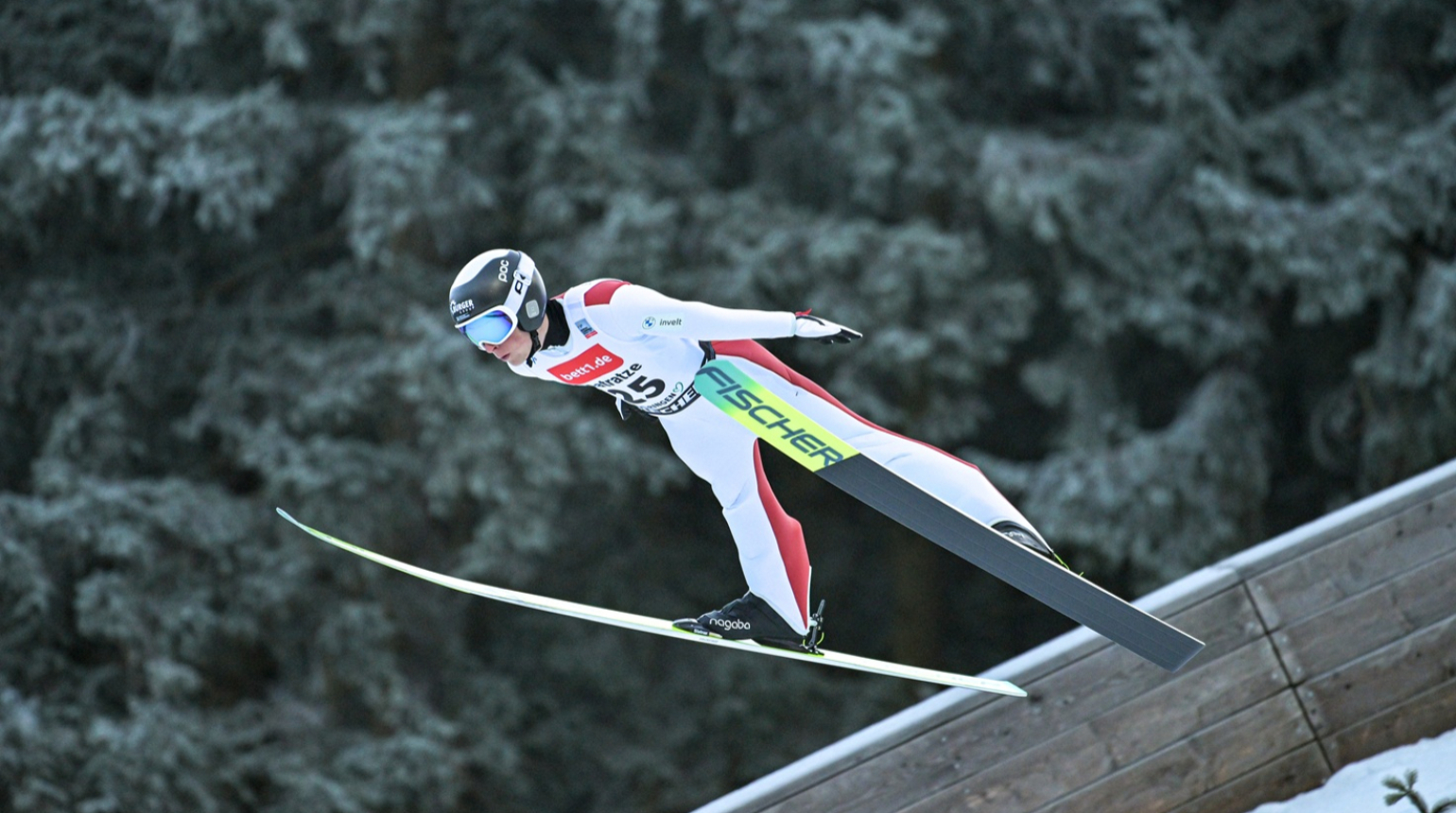 Konvalinka bodoval v Oberhofu i v nedělním gundersenu. V Eisenerzu se nedozávodilo