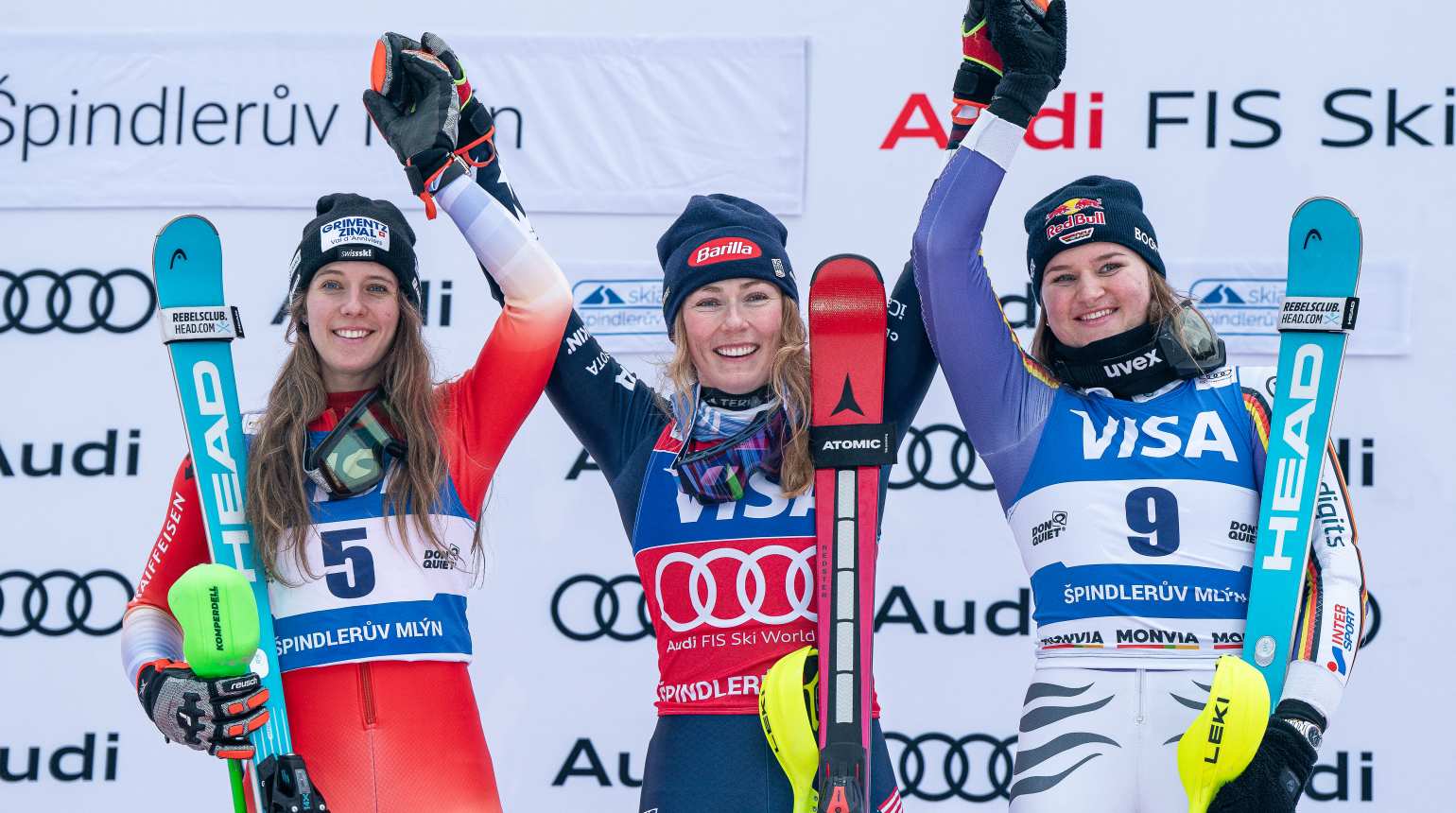Shiffrinová vyhrála slalom ve Špindlu rozdílem třídy! Dubovská poprvé v sezoně na bodech