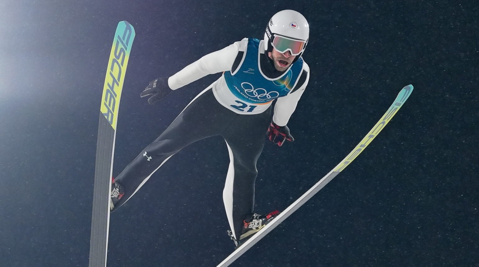 Druhé kolo neklaplo ani na velkém můstku. Cítil jsem, že to je ten den, ale opak byl pravdou, mrzí Koudelku