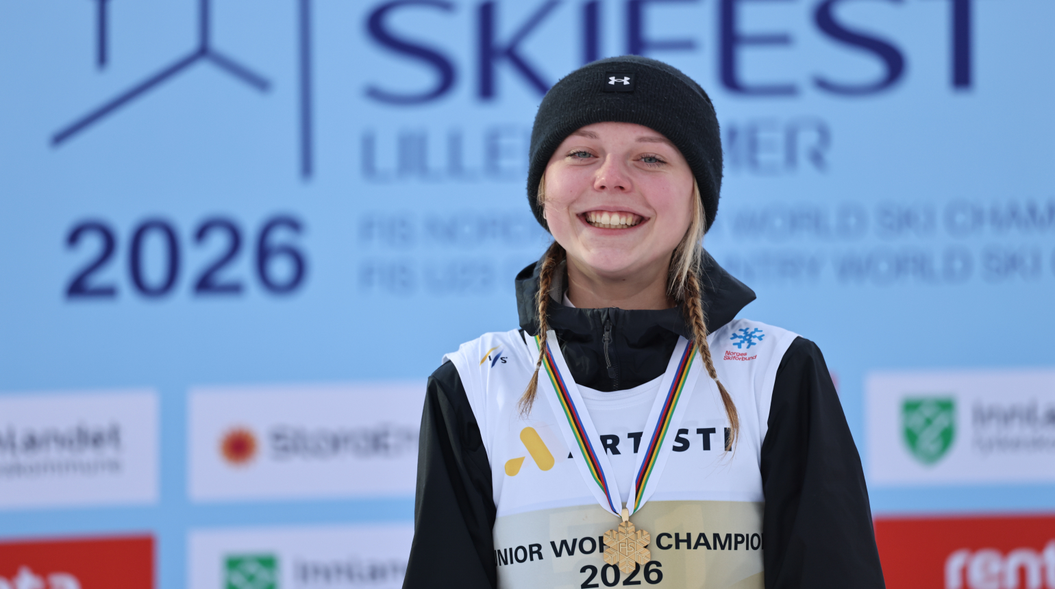 Harrachov se chystá na republikové šampionáty skokanů a sdruženářů. V akci budou i juniorští mistři světa