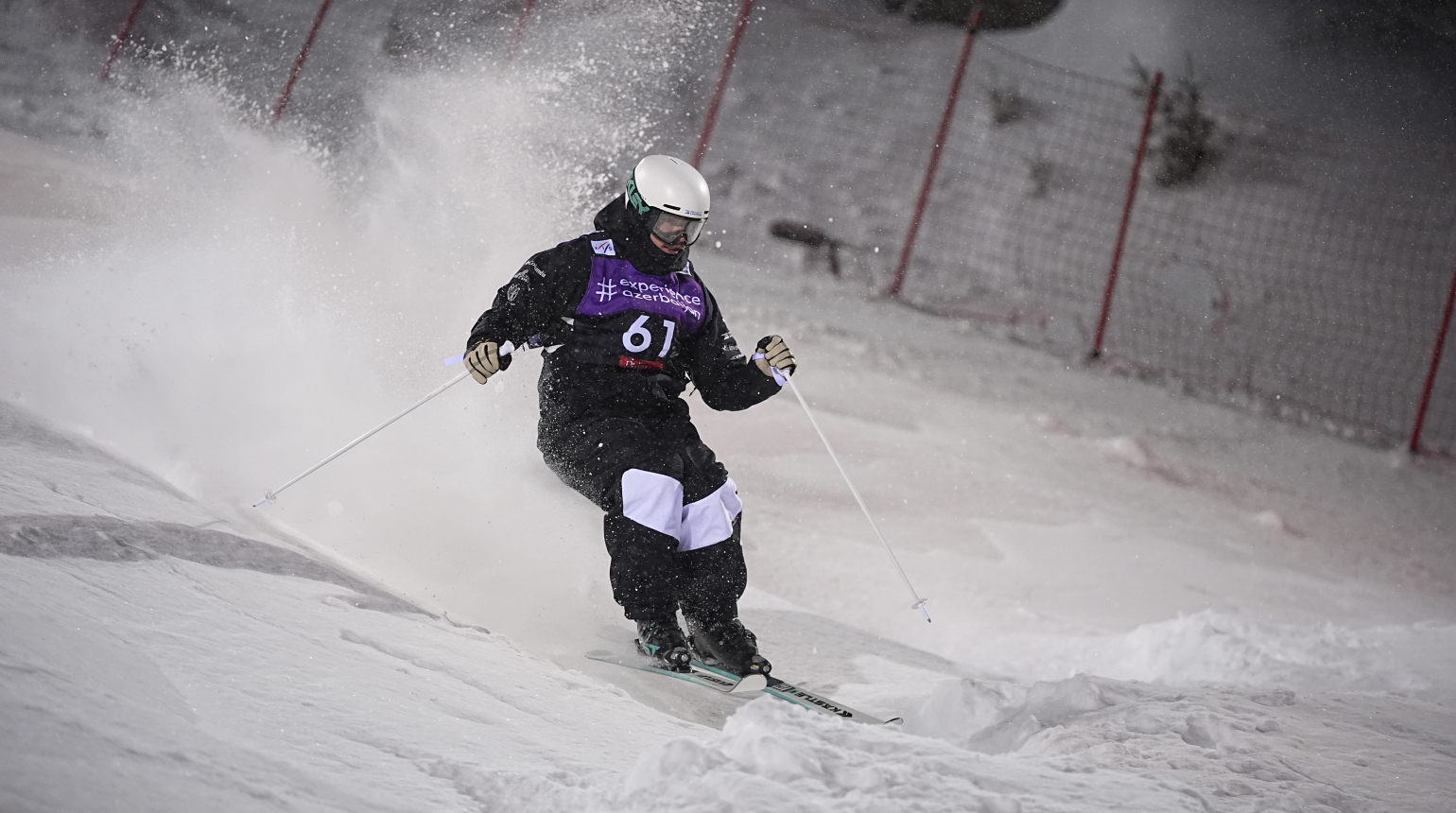 Freestyle lyžaře čekají juniorská mistrovství v Airolu a Svatém Mořici