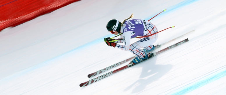 Sjezdařka Křížová na stupních vítězů, Krýzl v evropském obřím slalomu dvacátý