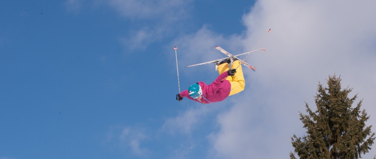 Vedení akrobatů pokračuje ve stejném složení